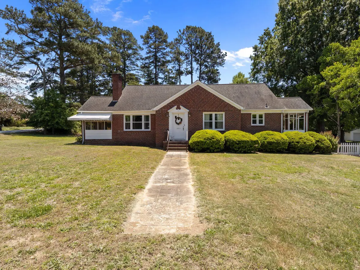 201 Spruce St, Union, SC 29379 - #1