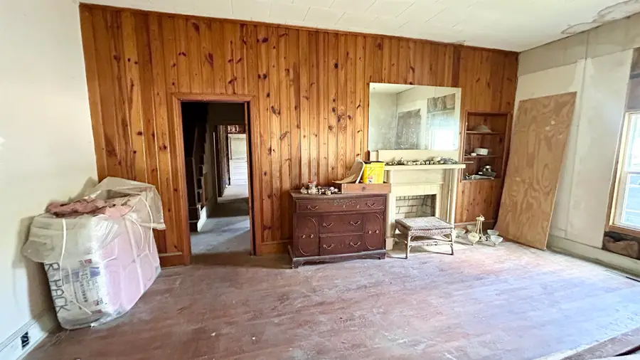 100 Lipscomb Street, Gaffney, SC 29340 - #2