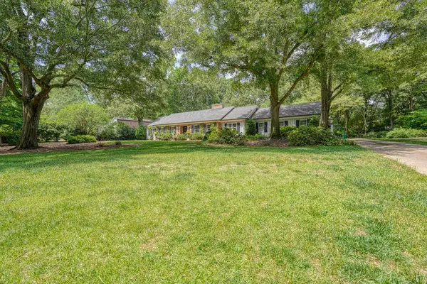 301 Dunbarton Court, Spartanburg, SC 29307