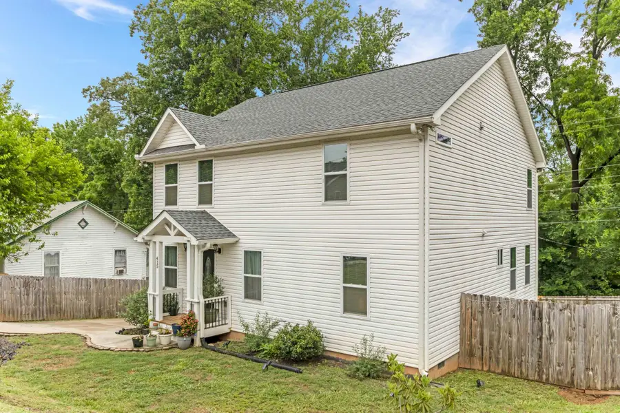 415 Poole Street, Woodruff, SC 29388-1532 - #3