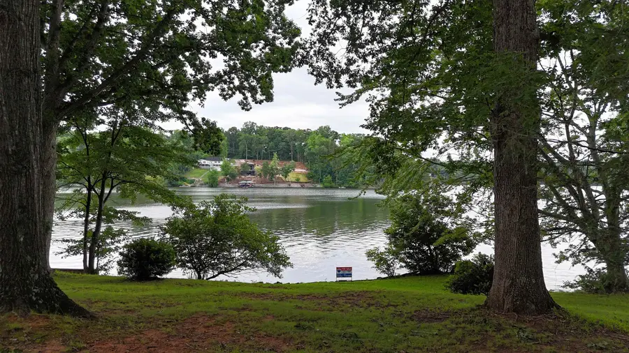 274 Edgewater Road, Inman, SC 29349 - #2