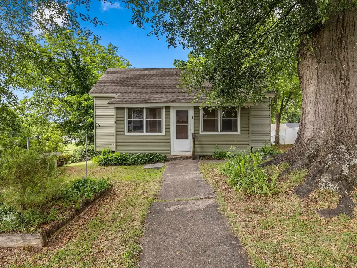 1 F Street, Inman, SC 29349 - #1