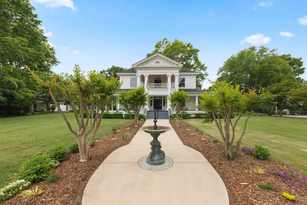 530 E Rutledge Avenue, Gaffney, SC 29340 - #1