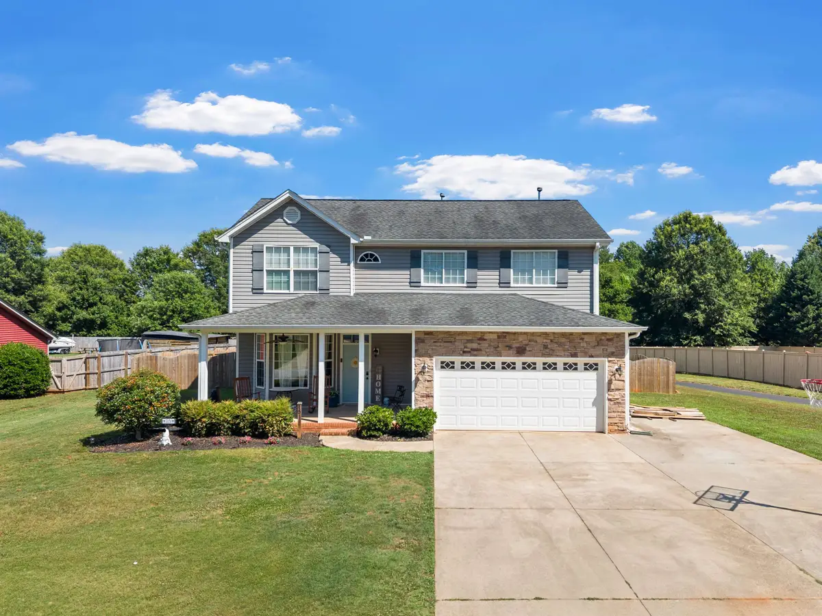 15 Camrose Drive, Greer, SC 29651 - #1