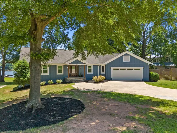 105 Walker Road, Campobello, SC 29322-948