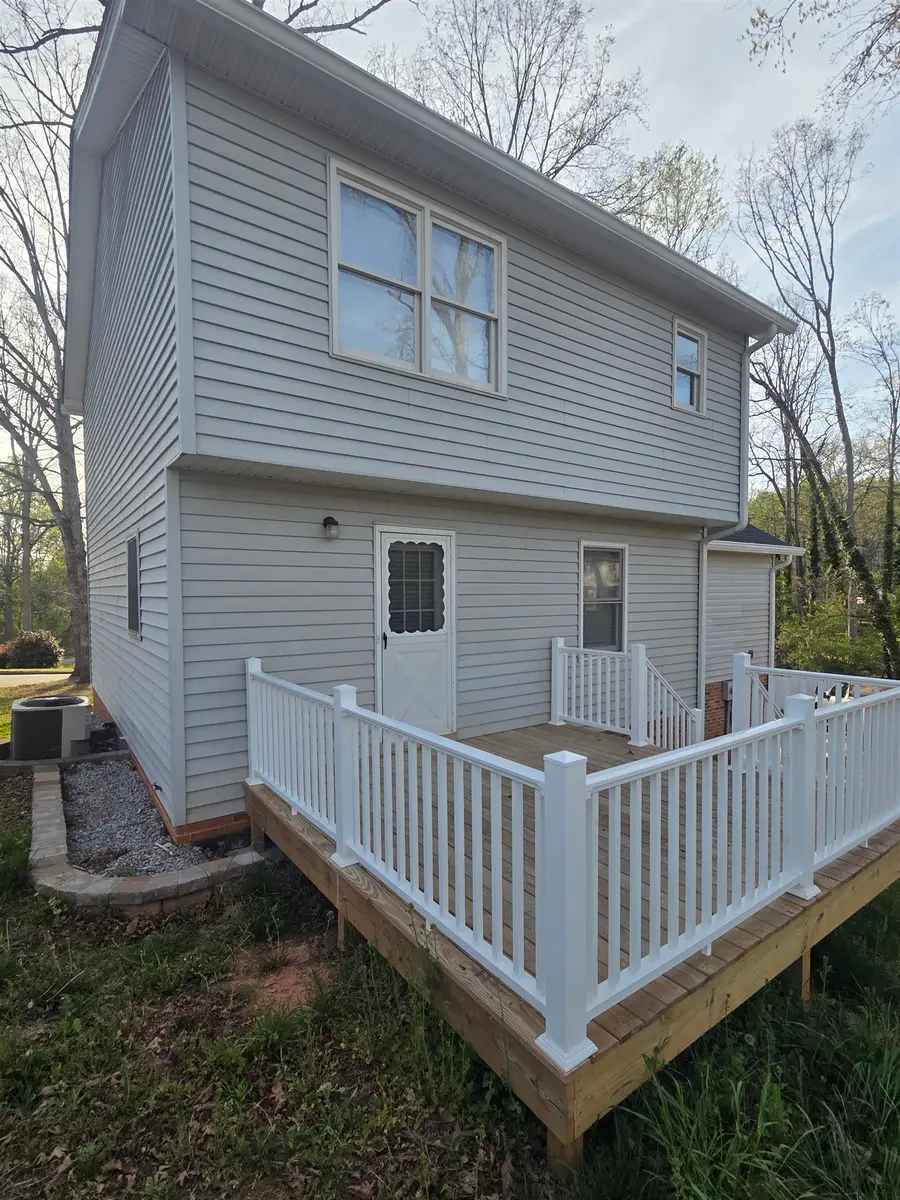 120 Chaucer Dr, Gaffney, SC 29341 - #2