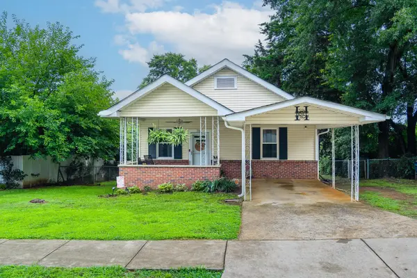 76 Lawrence Street, Lyman, SC 29365