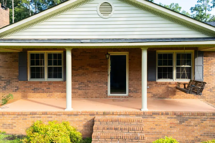 224 Hogg Rd, Williamston, SC 29697 - #2