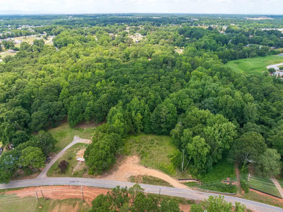 270 4th Street, Spartanburg, SC 29316 - #3