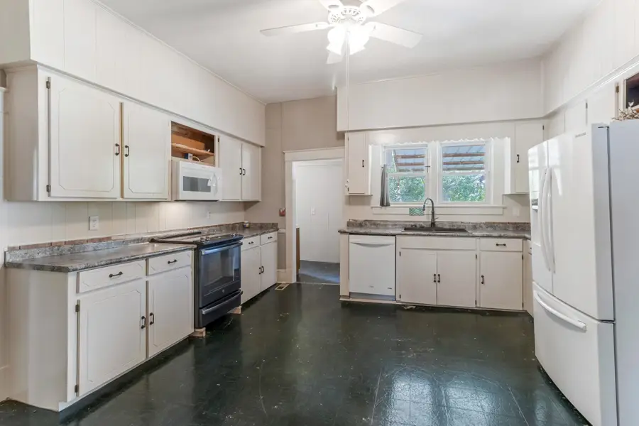11 Beech Street, Spartanburg, SC 29303 - #2