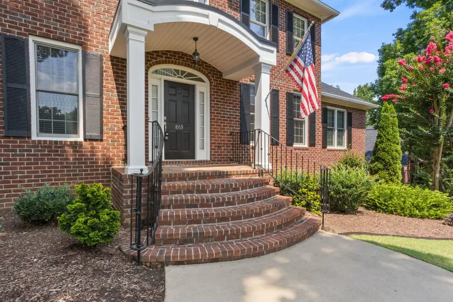 865 E Heathland Drive, Inman, SC 29349 - #2