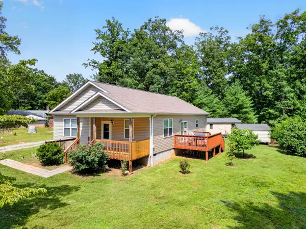 1125 Belue Mill Road, Landrum, SC 29356-9036