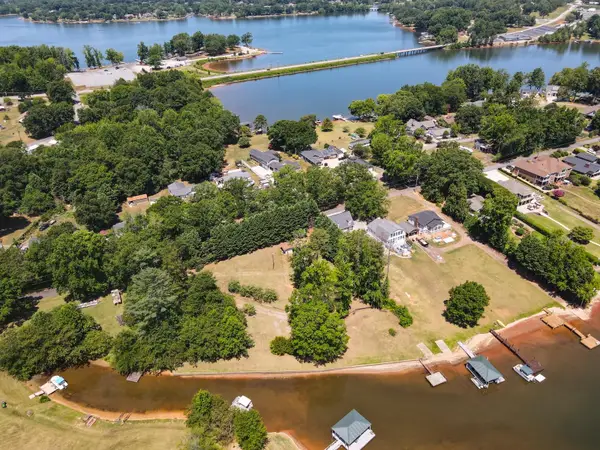 322/326 Crow Road, Inman, SC 29349