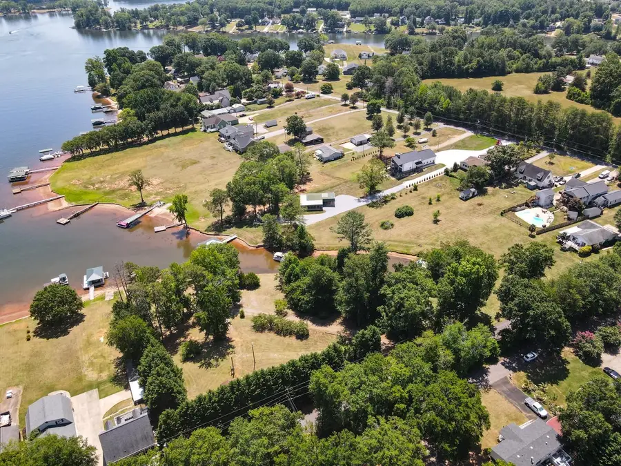 322/326 Crow Road, Inman, SC 29349 - #2