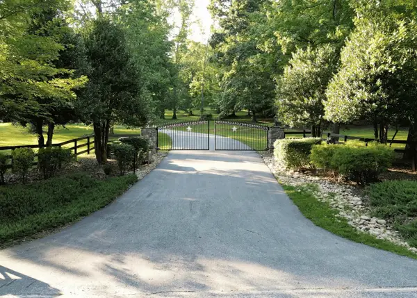 10 Knob Hill Lane, Landrum, SC 29356