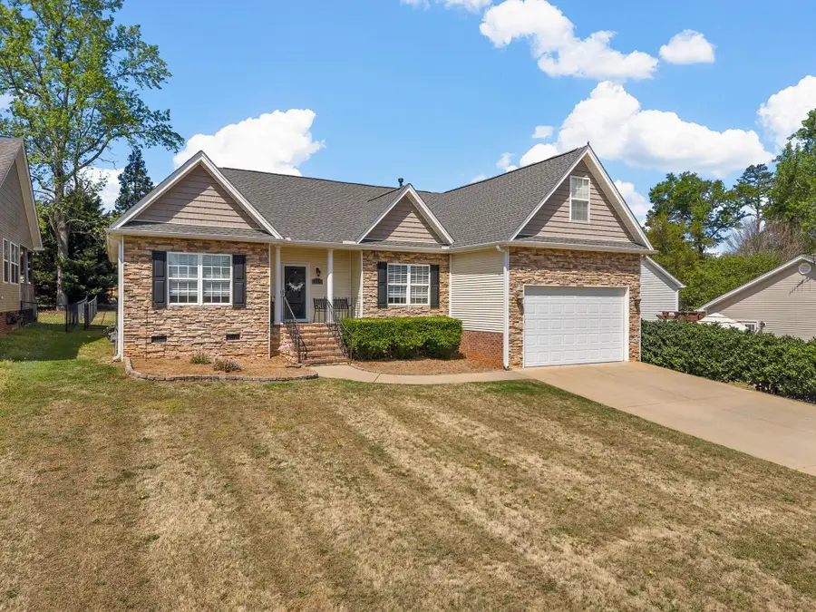 414 Landstone Terrace, Boiling Springs, SC 29316 - #2