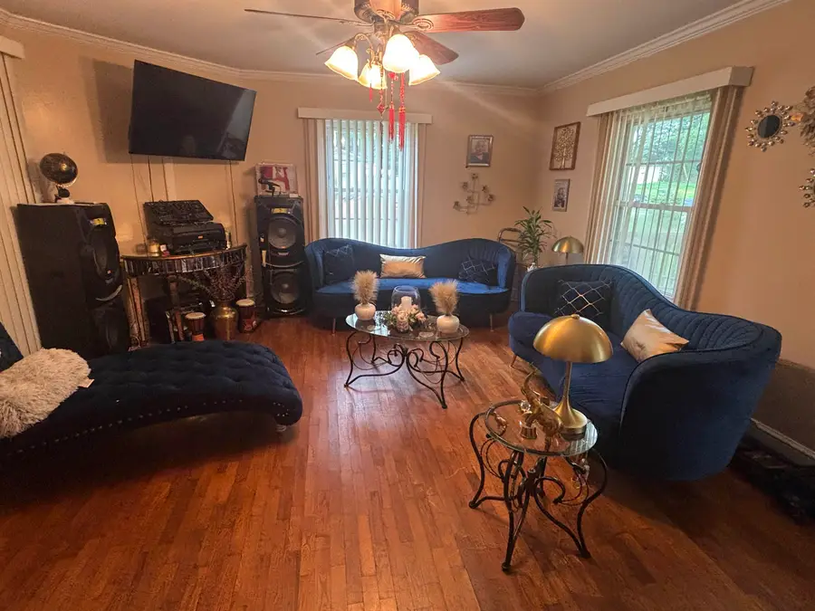 116 Allison Street, Cowpens, SC 29330 - #3