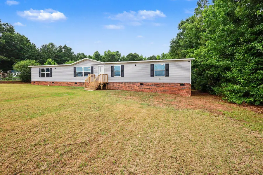 205 Dillon Street, Chesnee, SC 29323 - #3