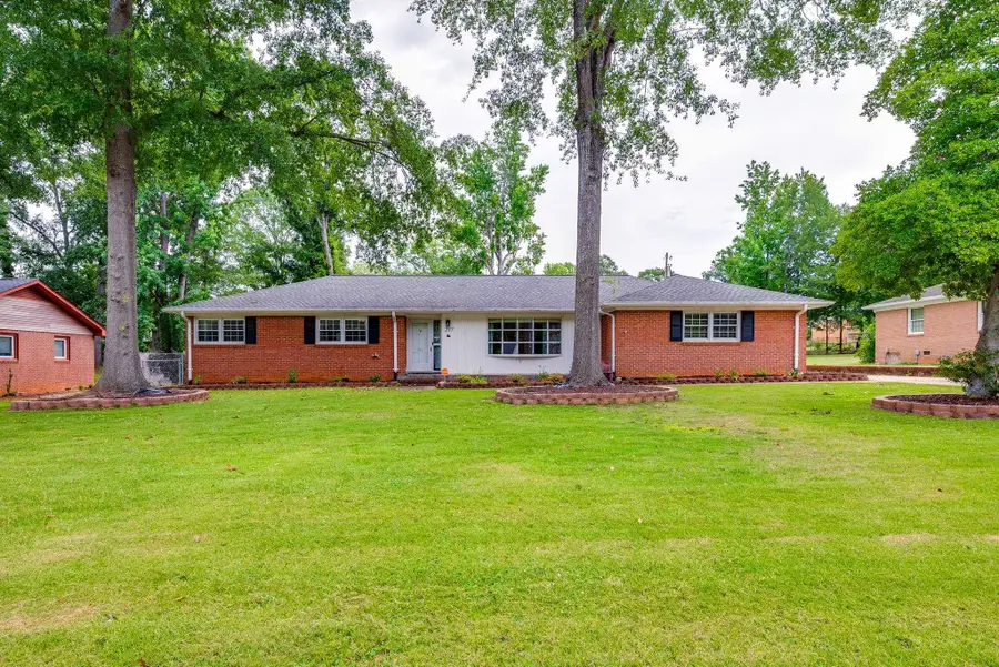217 Navaho Drive, Spartanburg, SC 29301 - #2