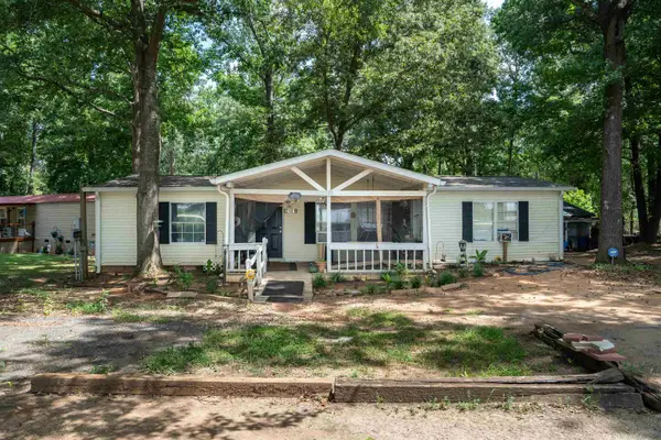 2181 E Georgia Road, Woodruff, SC 29388