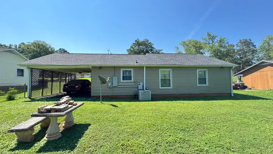136 Raintree Dr, Spartanburg, SC 29301 - #2