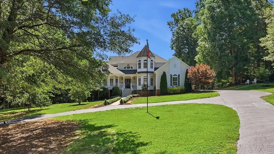 901 Bennetts Bridge Road, Greer, SC 29651 - #2