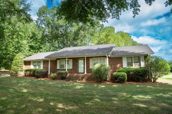 551 Riveroak Road, Inman, SC 29349