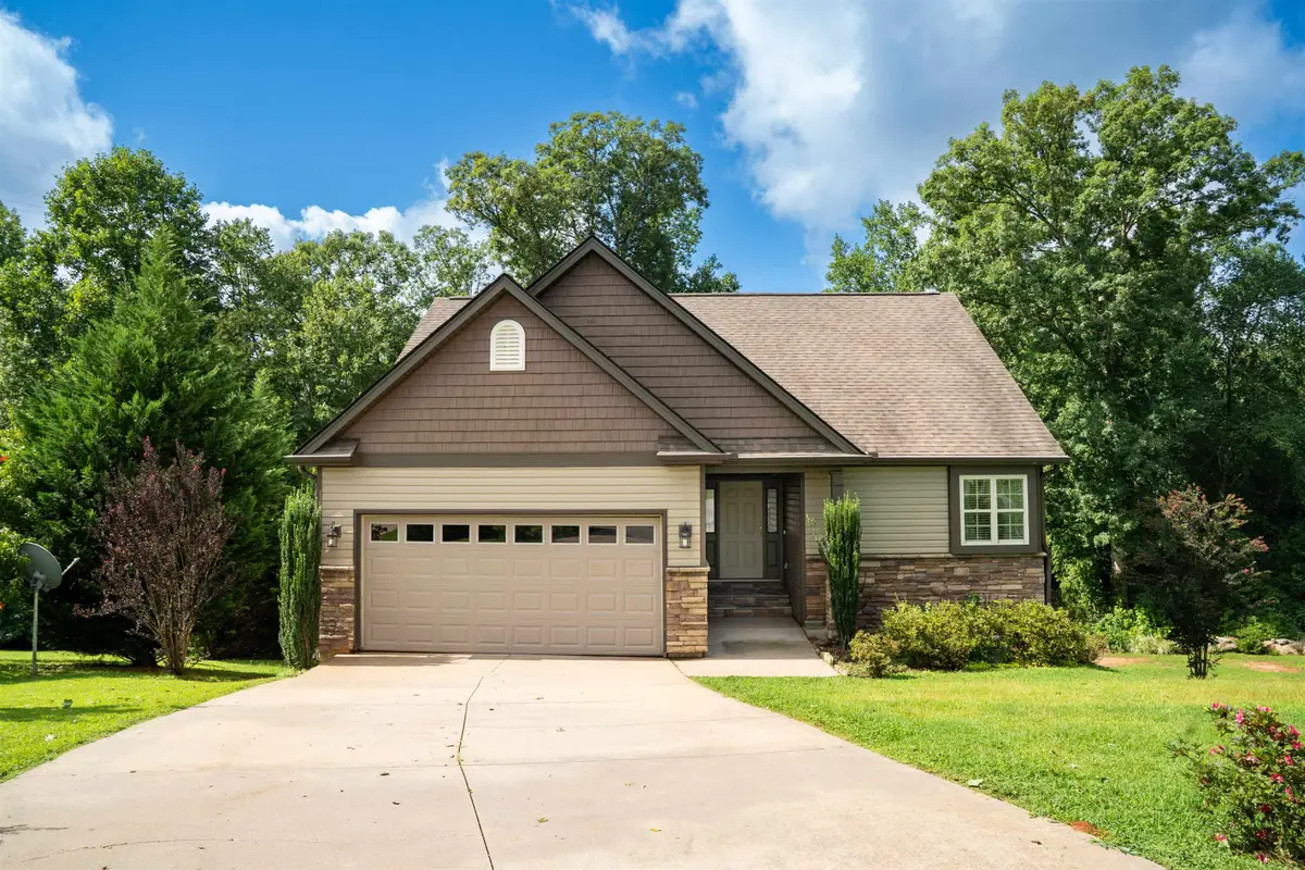 121 Albus Dr., Wellford, SC 29385 - #1