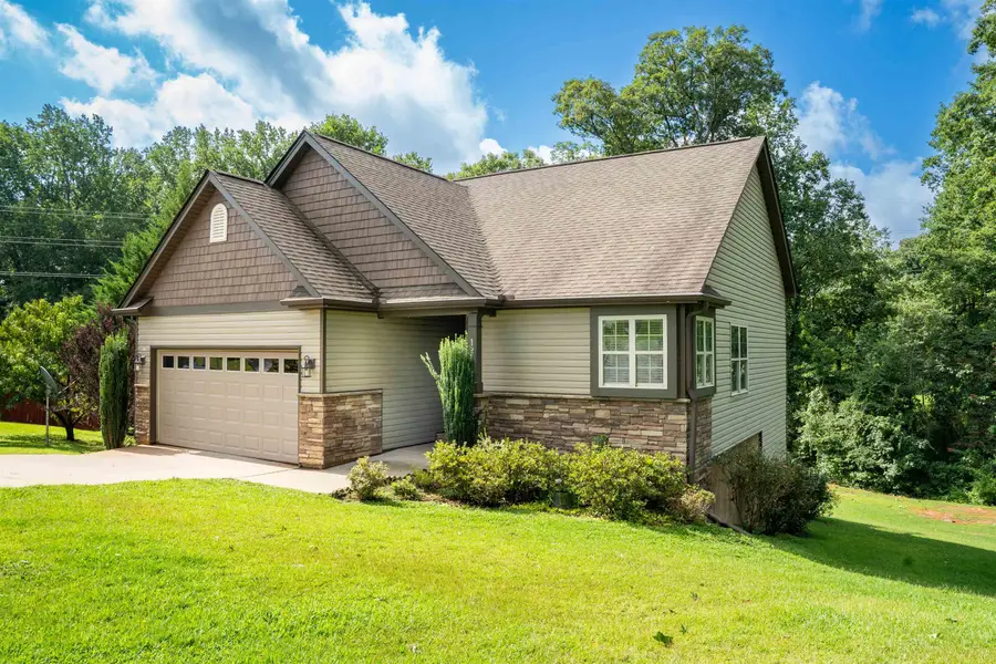 121 Albus Dr., Wellford, SC 29385 - #2