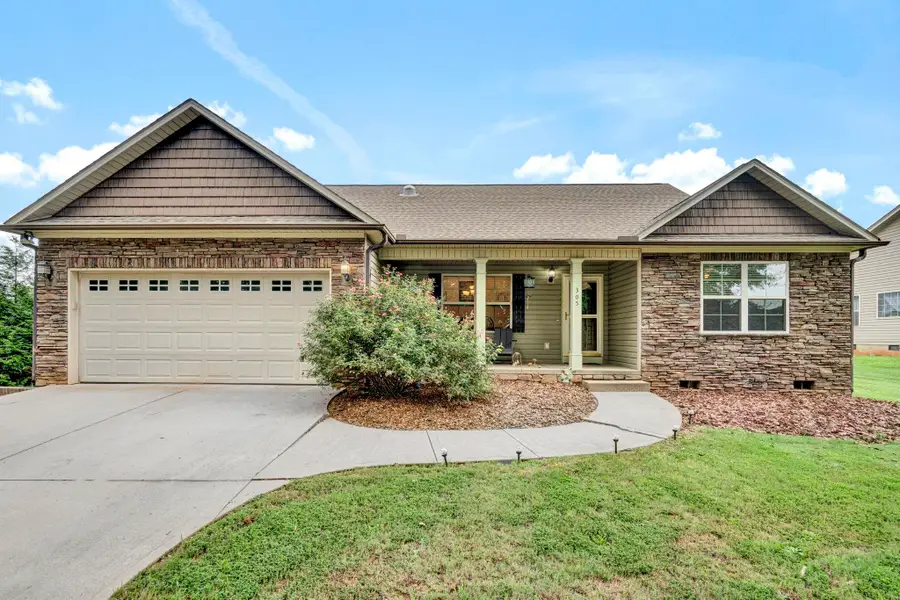 305 Bent River Drive, Inman, SC 29349 - #2