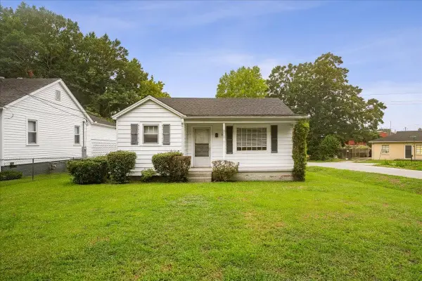 209 W Wilburn Avenue, Greenville, SC 29611