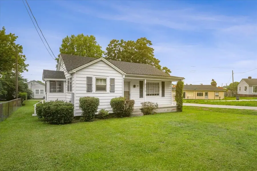 209 W Wilburn Avenue, Greenville, SC 29611 - #2
