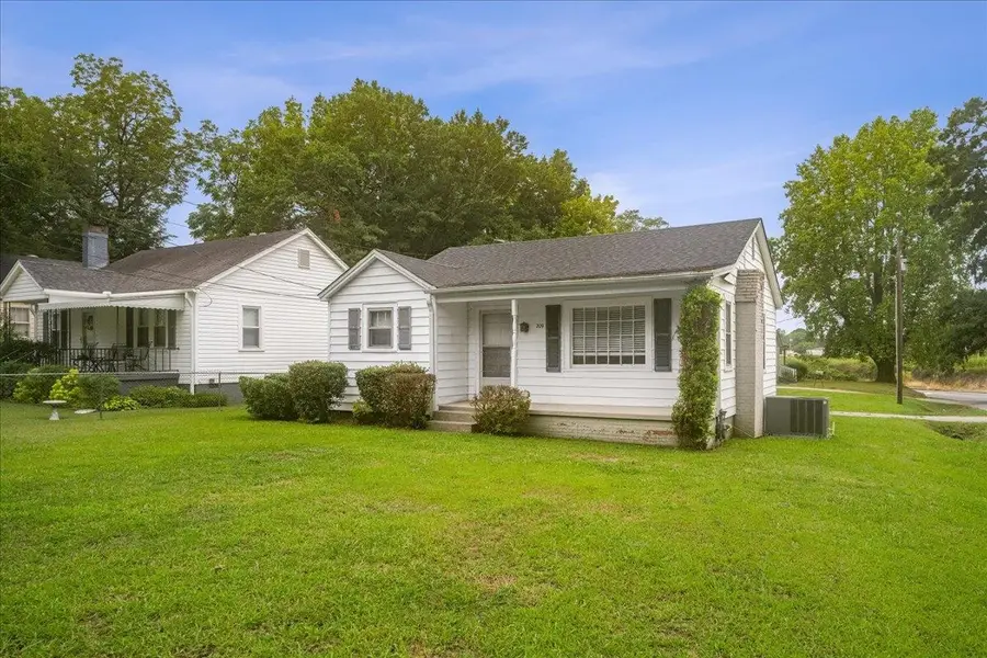 209 W Wilburn Avenue, Greenville, SC 29611 - #3