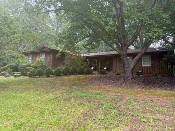 6370 Parris Bridge Road, Chesnee, SC 29323