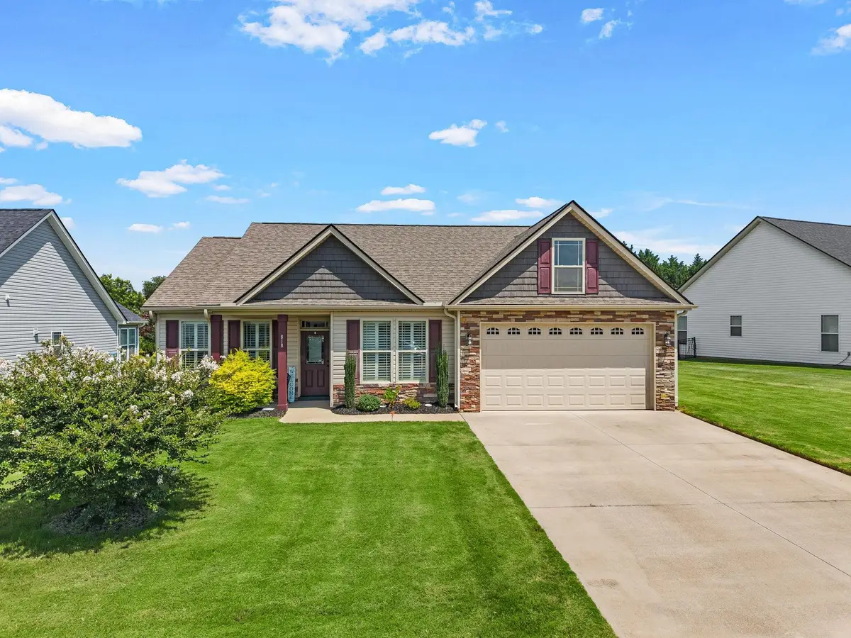 818 Ashton Ridge Road, Inman, SC 29349 - #1