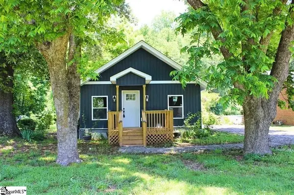 1208 W Main Street, Laurens, SC 29360