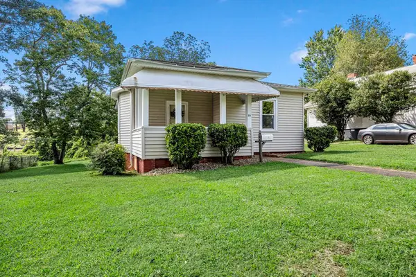 33 Lawrence Street, Lyman, SC 29365