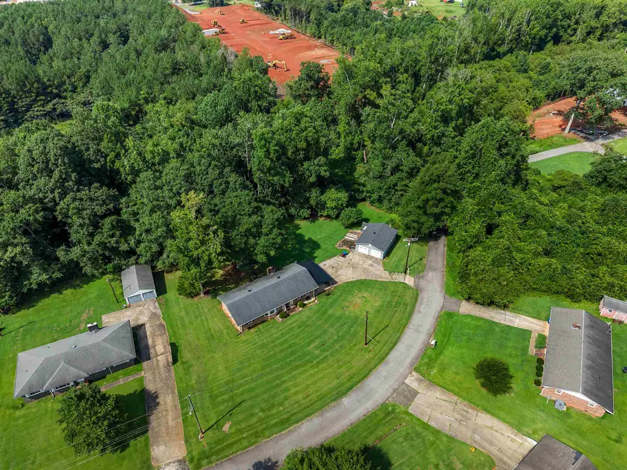 321 Belair, Wellford, SC 29385 - #2