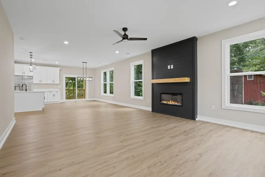 8 Pinewood Drive, Taylors, SC 29687 - #2