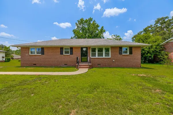 400 Mcabee Road, Roebuck, SC 29376-2906