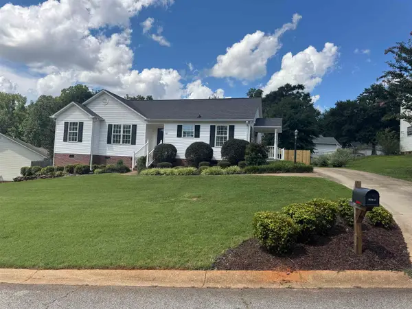 142 Caroway Court, Spartanburg, SC 29303
