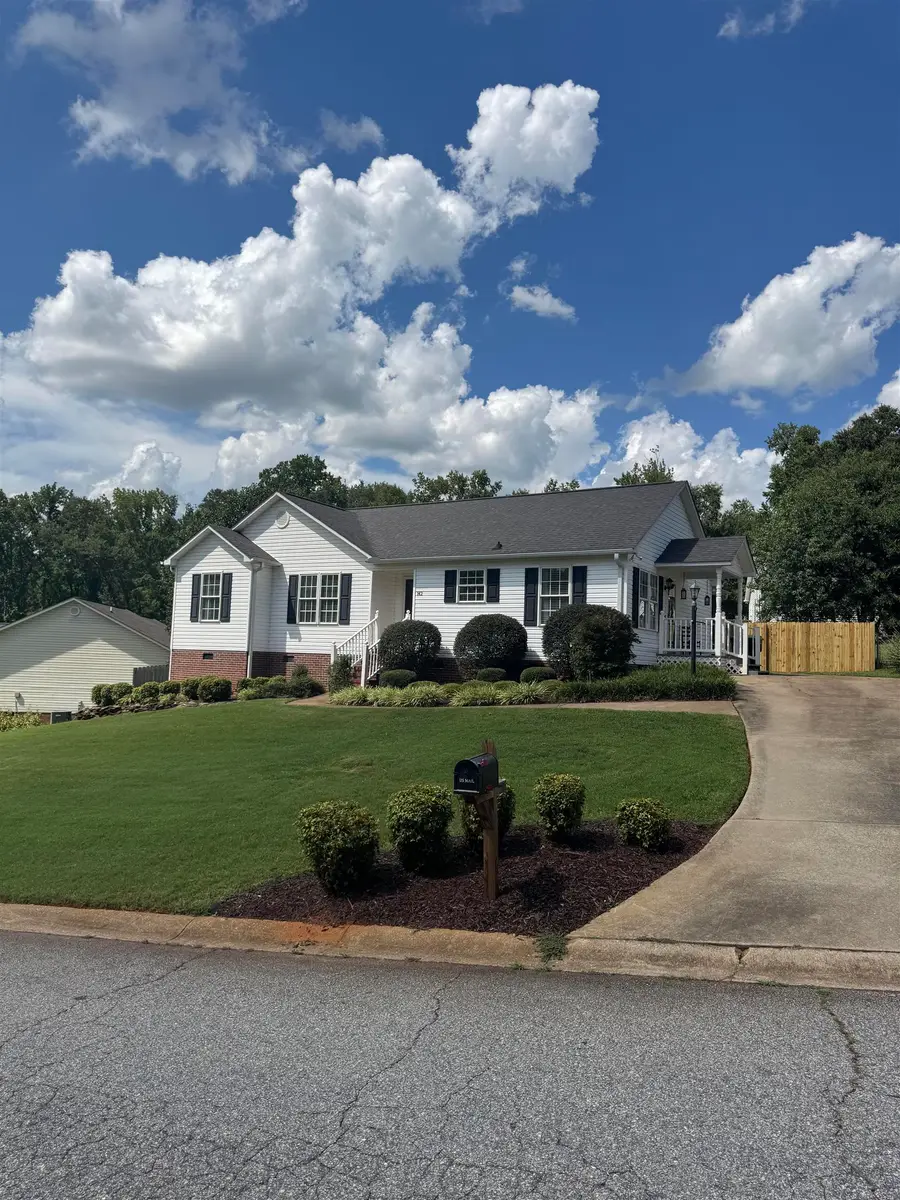 142 Caroway Court, Spartanburg, SC 29303 - #2