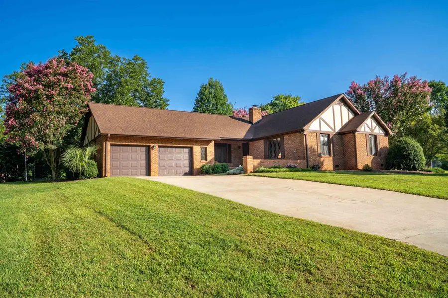 32 Nichols Drive, Inman, SC 29349 - #2