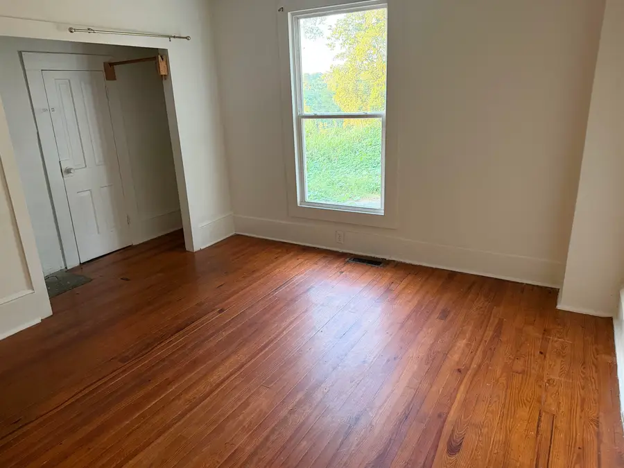 5 Arkmain St Street, Spartanburg, SC 29306 - #3