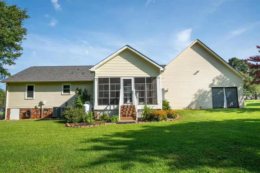 145 Crossgate Drive, Boiling Springs, SC 29316 - #2
