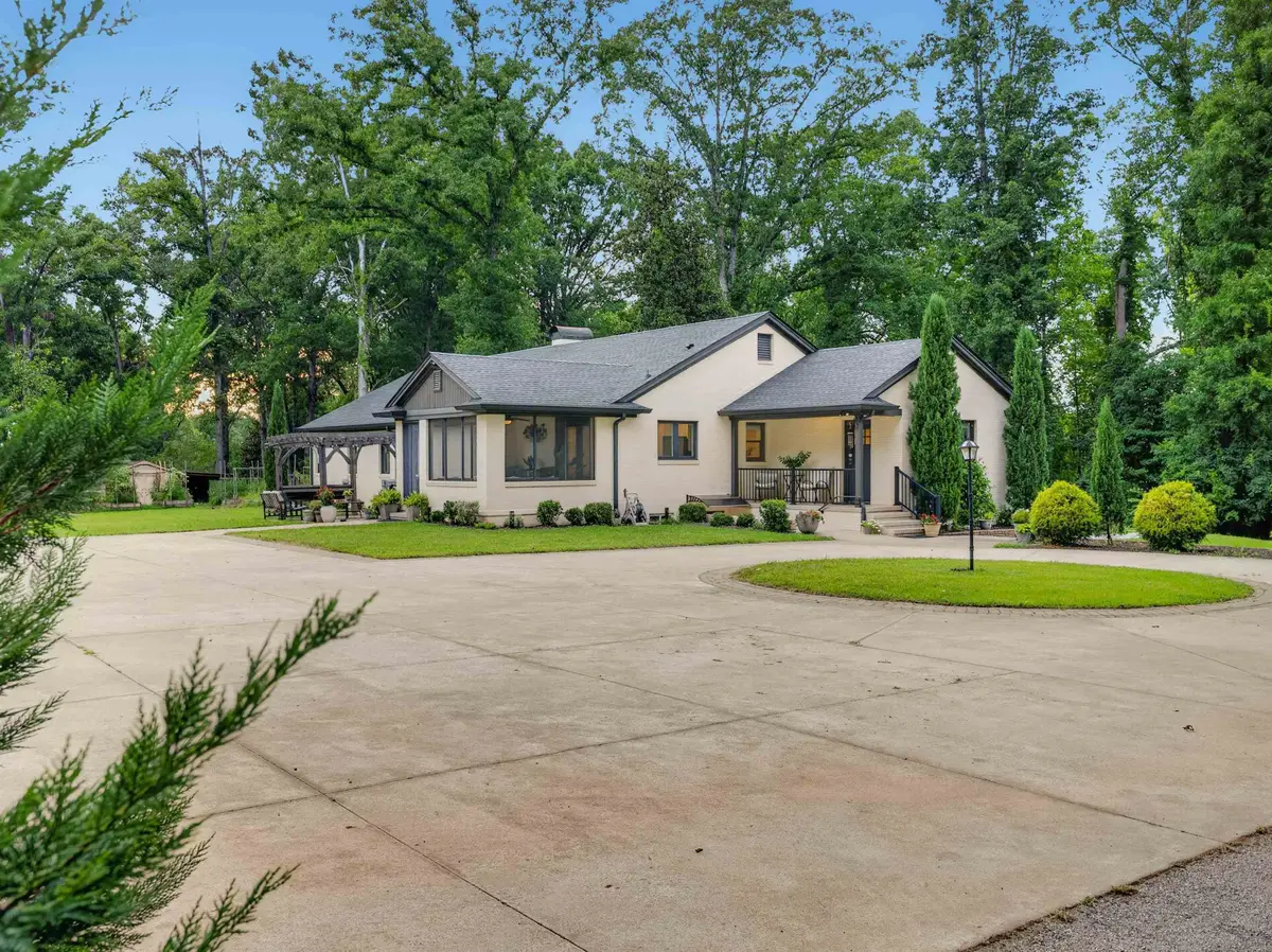 1035 Wo Ezell Boulevard, Spartanburg, SC 29301 - #1