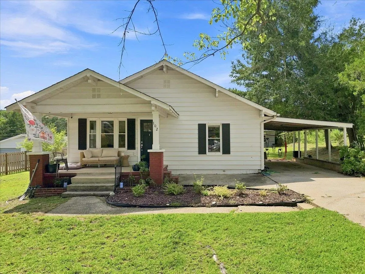 102 Edgewood Avenue, Landrum, SC 29356 - #1