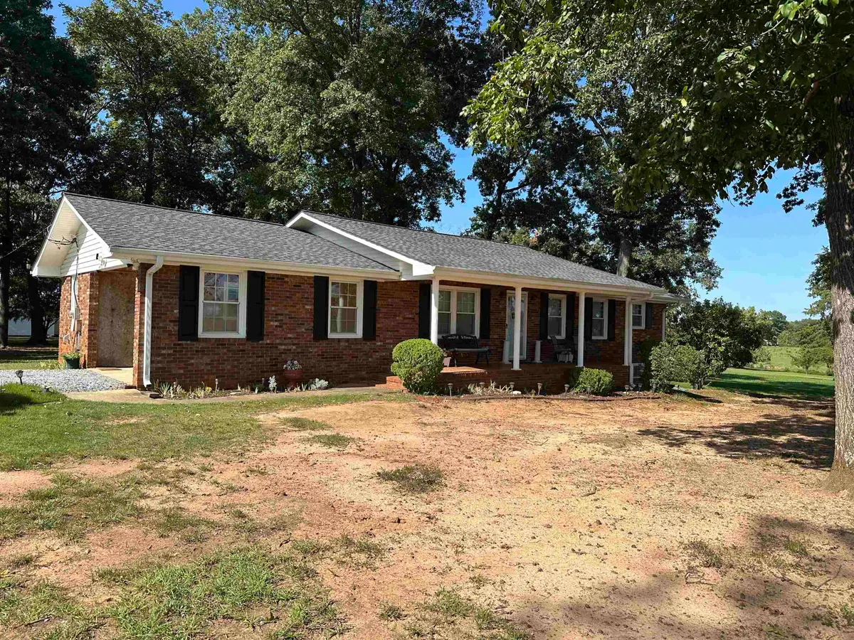 110 Triple C Drive, Inman, SC 29349 - #1