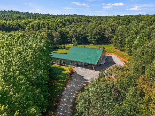 770 Dickson Road, Campobello, SC 29322