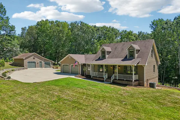 158 Mallard Drive, Columbus, NC 28722-8433